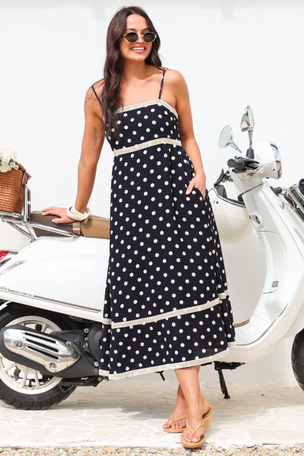 Floral midi dress – first piece of a 5-dress capsule wardrobe